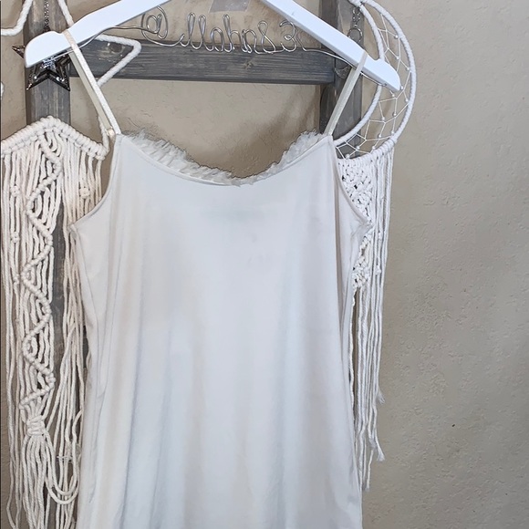 The limited brand cream Cami - Picture 3 of 6